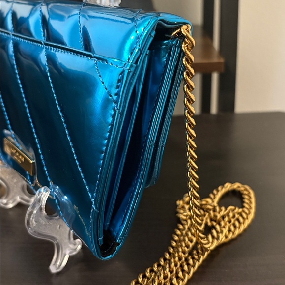NWOT Kurt Geiger Metallic Blue WOC Crossbody Bag - Picture 7 of 12